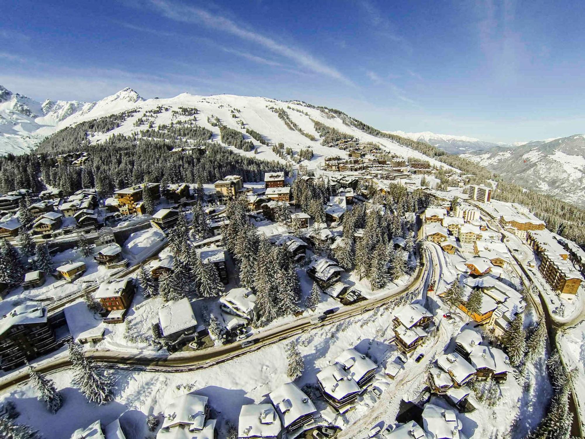 Skis Aux Pieds A Avec Balcon Et Parking - Fr-1-564-26 Apartment